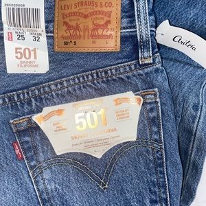 Brand new Levi’s jeans from Aritzia
